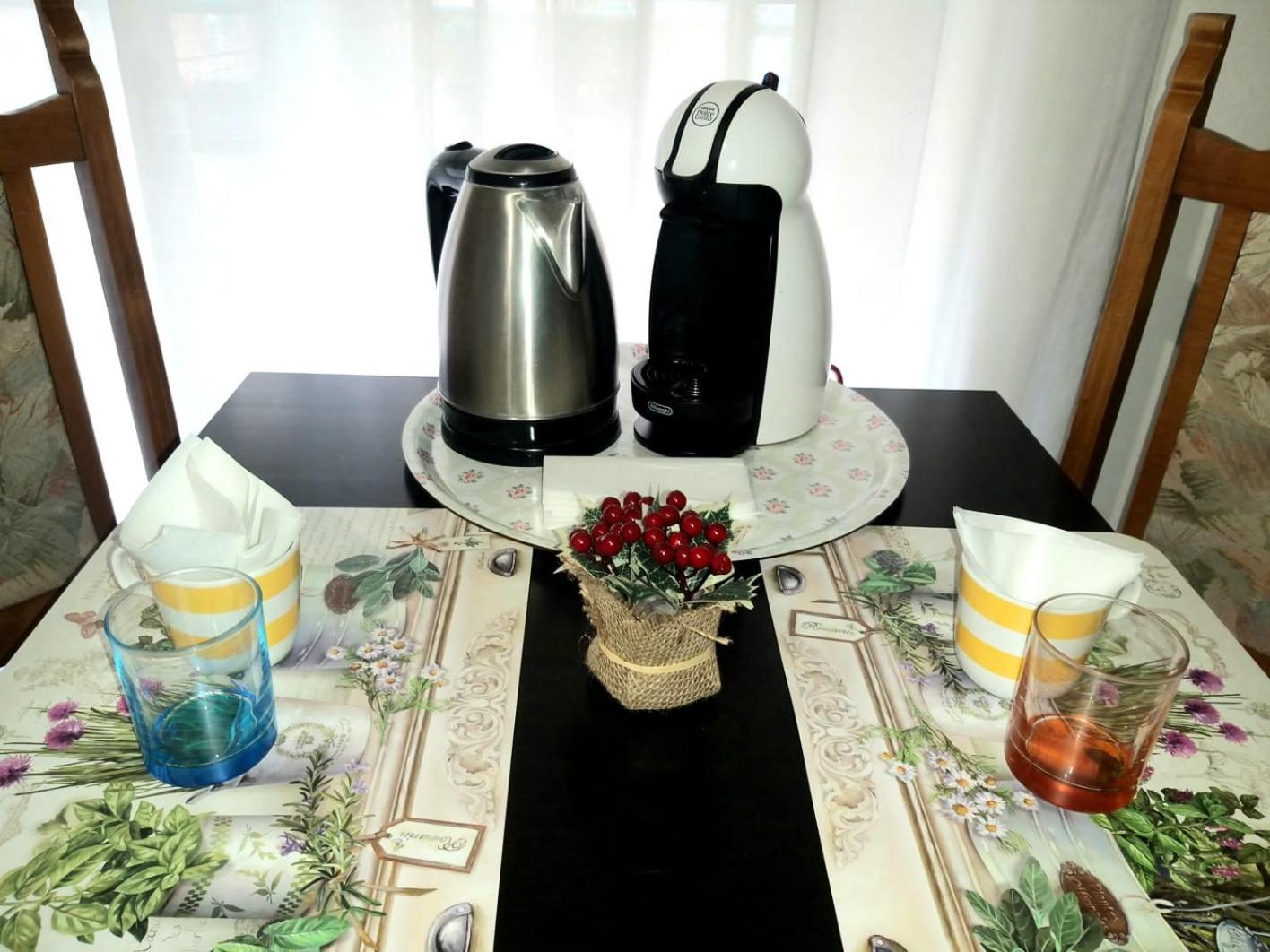 로마 Amico Del Sole B&B 외부 사진